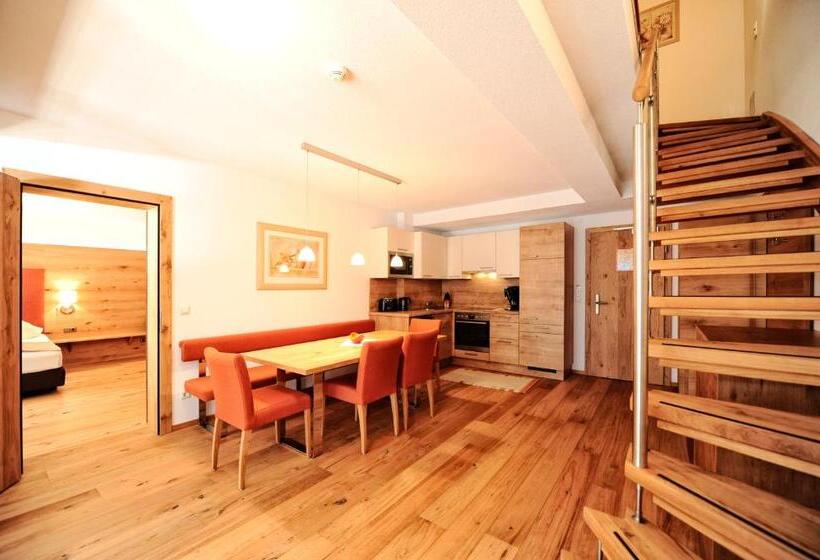 סוויטת דופלקס, Dorfstadl