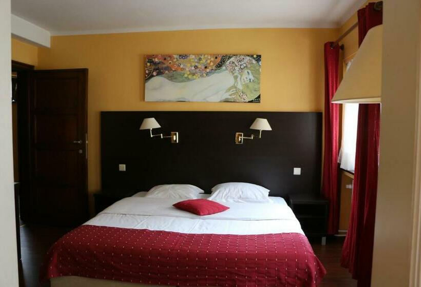 ファミリールーム, Il Siciliano   Duc De Bouillon