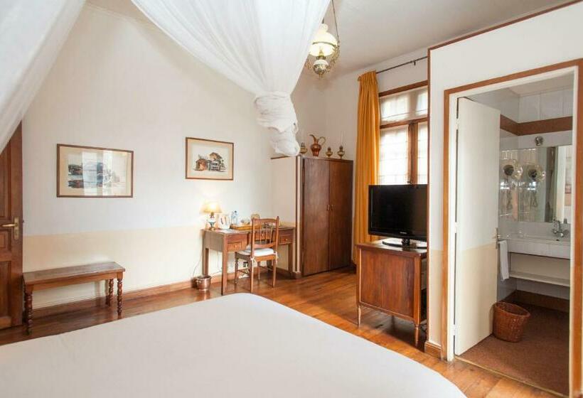 اتاق لوکس, La Varangue