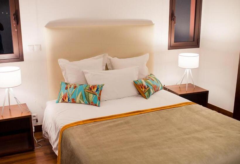 سوییت جونیور لوکس, La Varangue