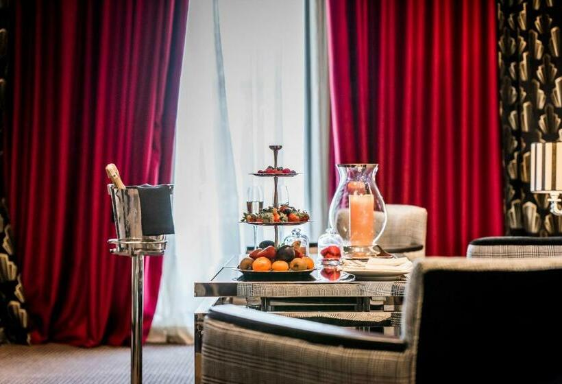 سوییت, Le Casablanca