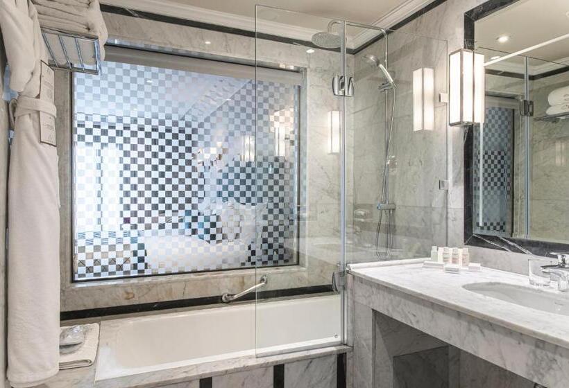 اتاق سوپریور با چشم‌انداز باغ, Le Casablanca