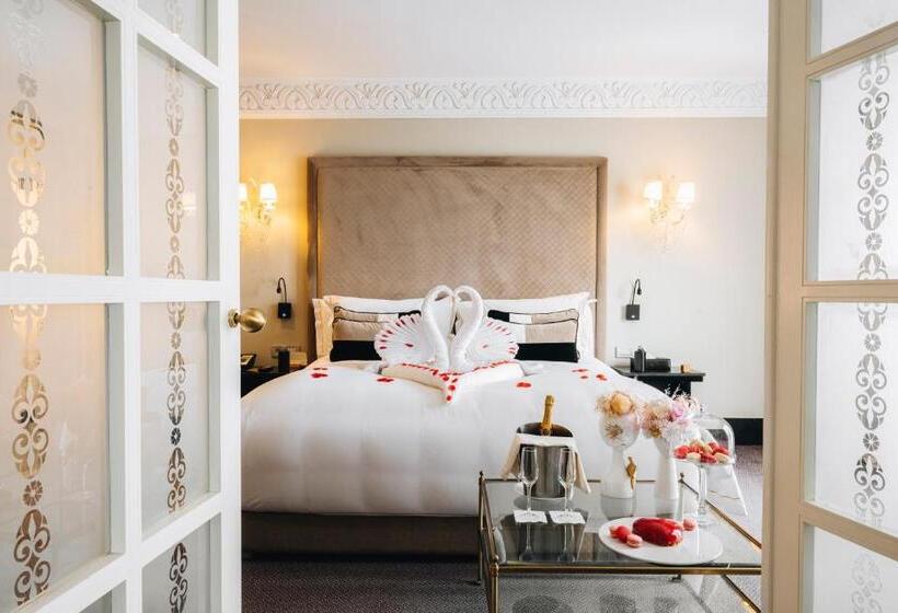 سوییت, Le Casablanca