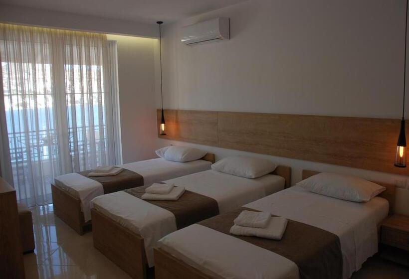 Triple Room Sea View, Mano