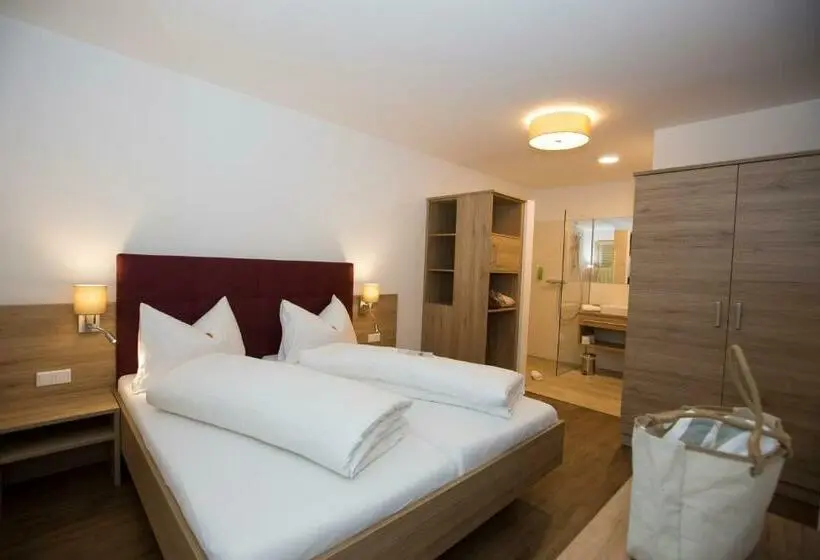 Huoneisto 1 Makuuhuone, Regitnig 4 Sterne Hotel Und Chalets
