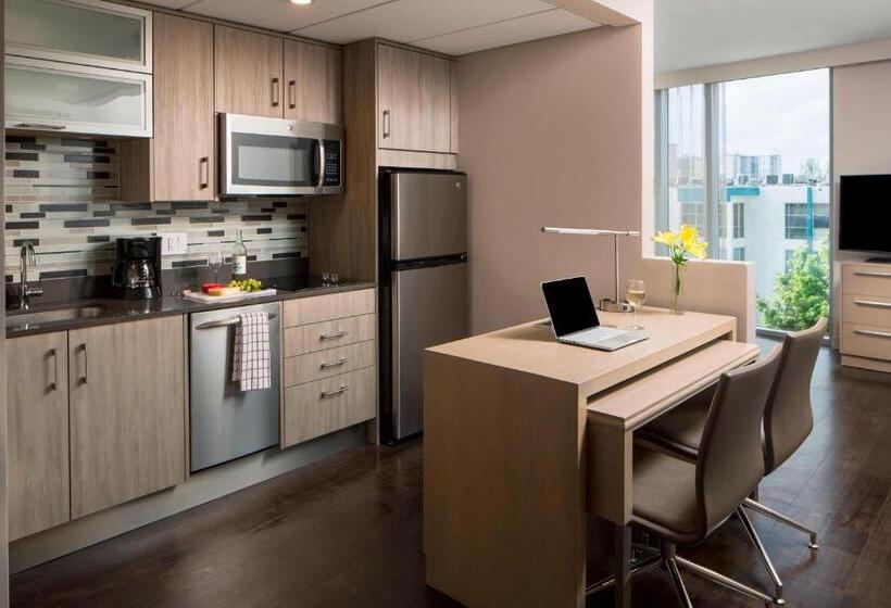 Студио Стандарт Кровать Кинг, Residence Inn Miami Sunny Isles Beach
