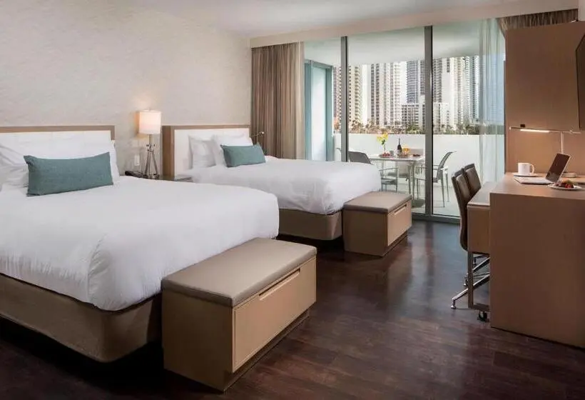 Standard-studio Queen-vuode, Residence Inn Miami Sunny Isles Beach