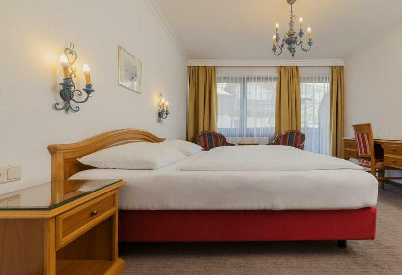 اتاق لوکس, Tauernhof