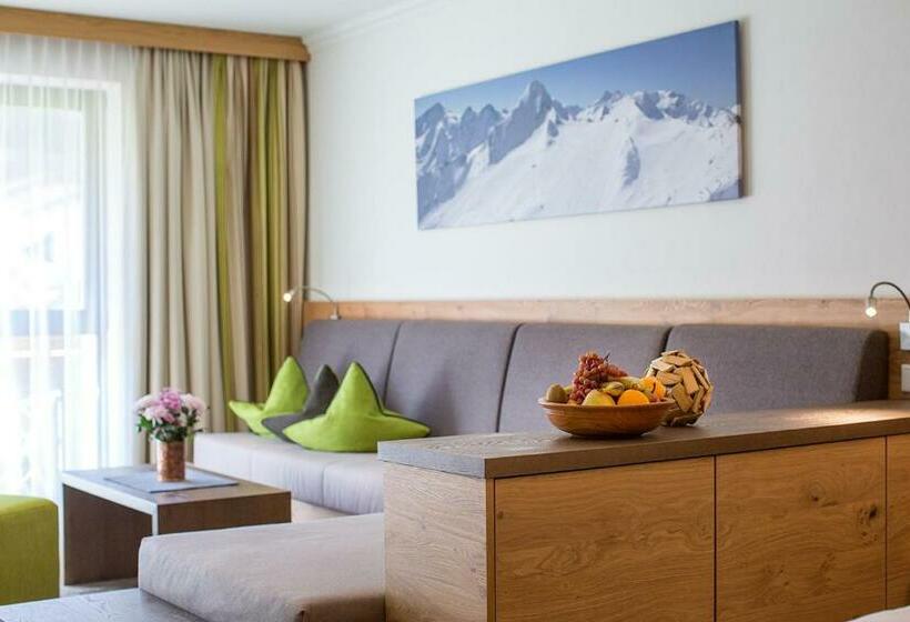 سوئیت با بالکن, Tauernhof