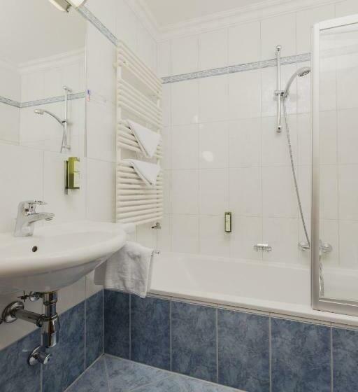 اتاق استاندارد یک نفره, Tauernhof