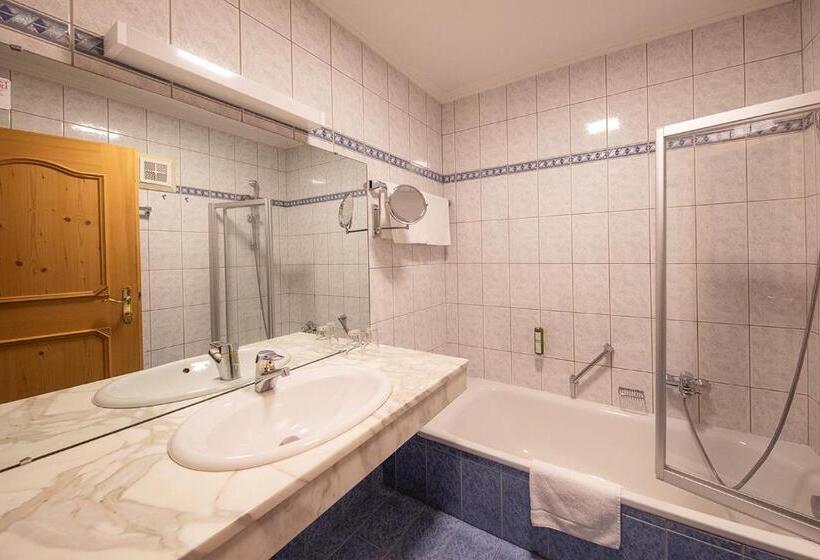 سوییت, Tauernhof