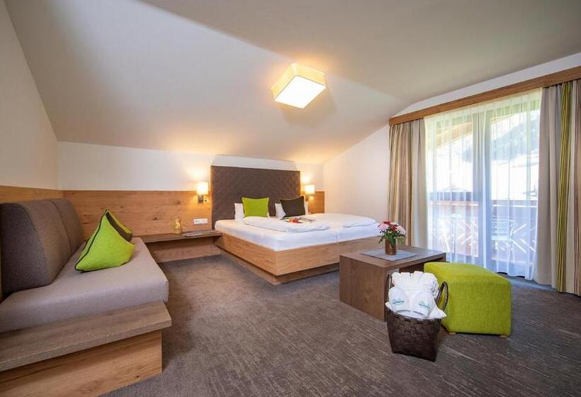 سوئیت با بالکن, Tauernhof