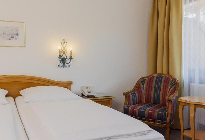 اتاق سوپریور, Tauernhof