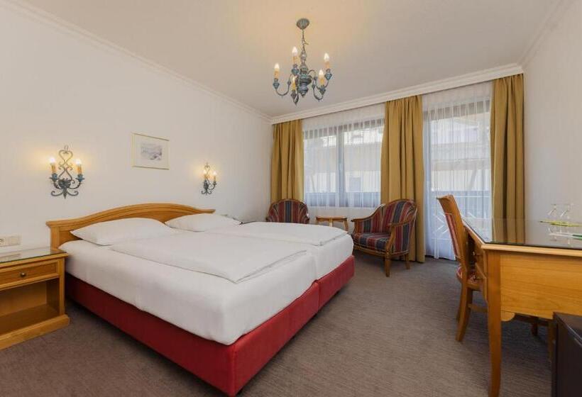 اتاق سوپریور, Tauernhof