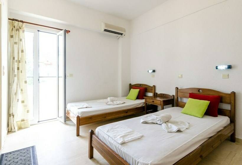 스탠다드 스튜디오, Village Oasis   Annex
