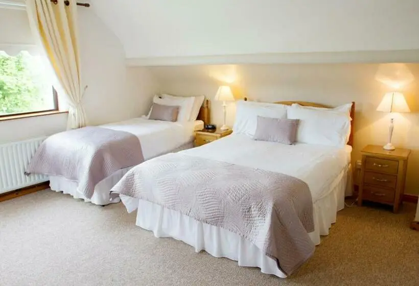 Perhehuone, Mourneview B & B