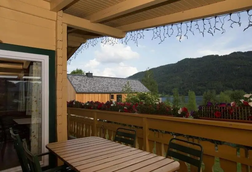 Mökki 1 Makuuhuone, Regitnig 4 Sterne Hotel Und Chalets