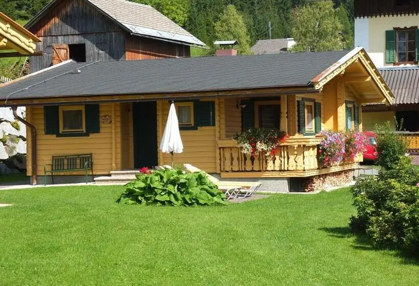 Mökki 1 Makuuhuone, Regitnig 4 Sterne Hotel Und Chalets