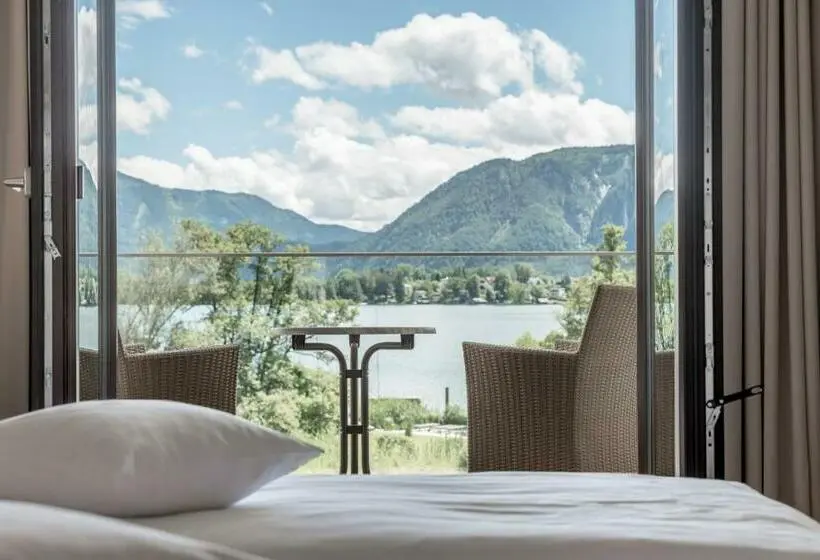 Standard-huone Järvinäkymä, Seehotel Restaurant Lackner