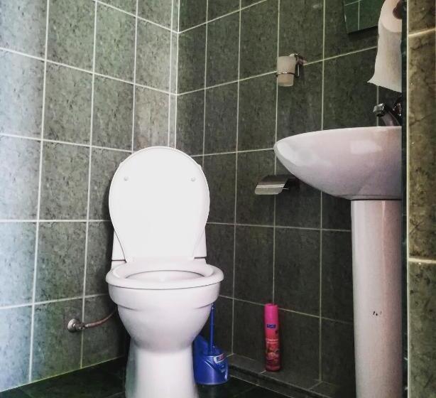 اتاق استاندارد, Jr S House