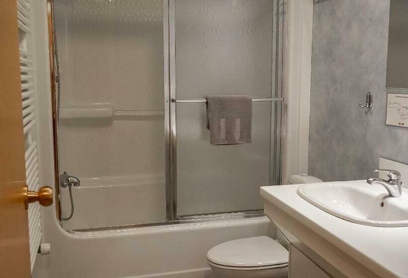 اتاق استاندارد, Start Keflavik Airport