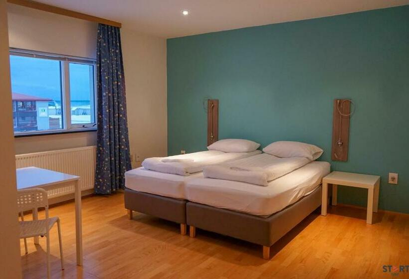 اتاق استاندارد, Start Keflavik Airport