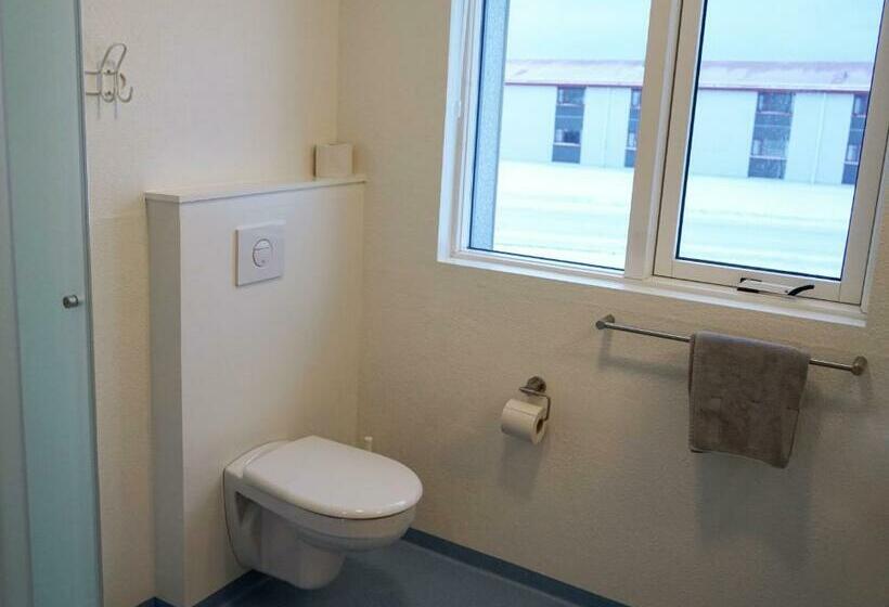 اتاق استاندارد, Start Keflavik Airport