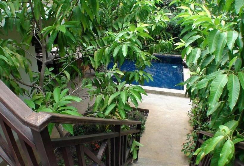 带1个卧室的别墅, Enkosa 4 Bedroom Wooden Luxury House