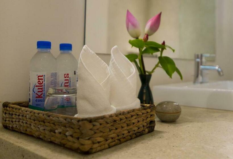 带1个卧室的别墅, Enkosa 4 Bedroom Wooden Luxury House