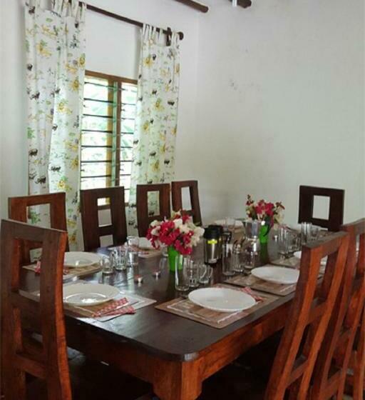 اتاق استاندارد, Simba House