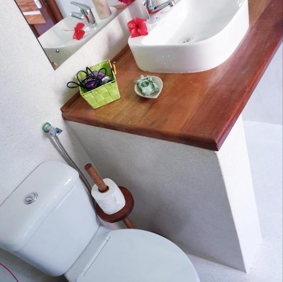 اتاق لوکس با تخت بزرگ, Simba House