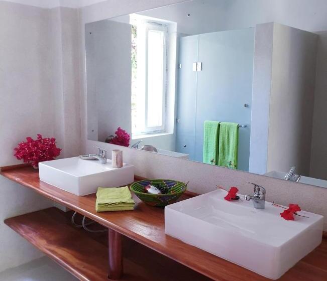 آپارتمان لوکس 1 خوابه, Simba House