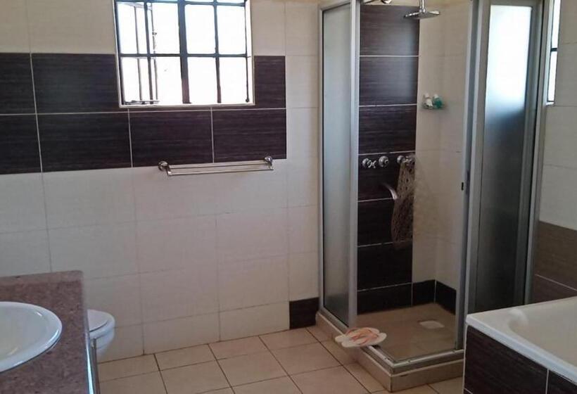 Deluxe Room, Dreamplace Bed And Breakfast Gigiri