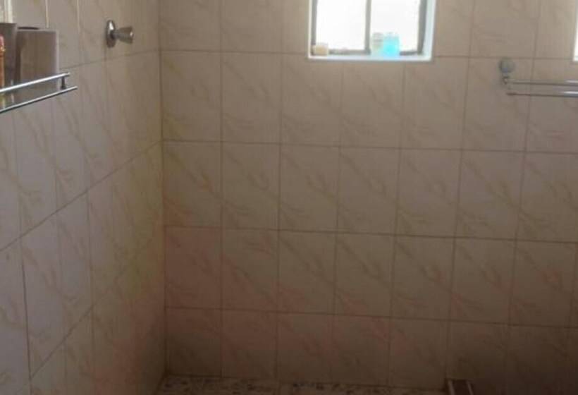 Standard Studio, Dreamplace Bed And Breakfast Gigiri