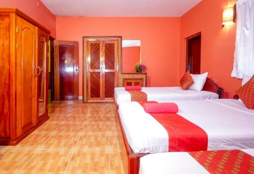 غرفة عائلية, Blossoming Romduol Boutique