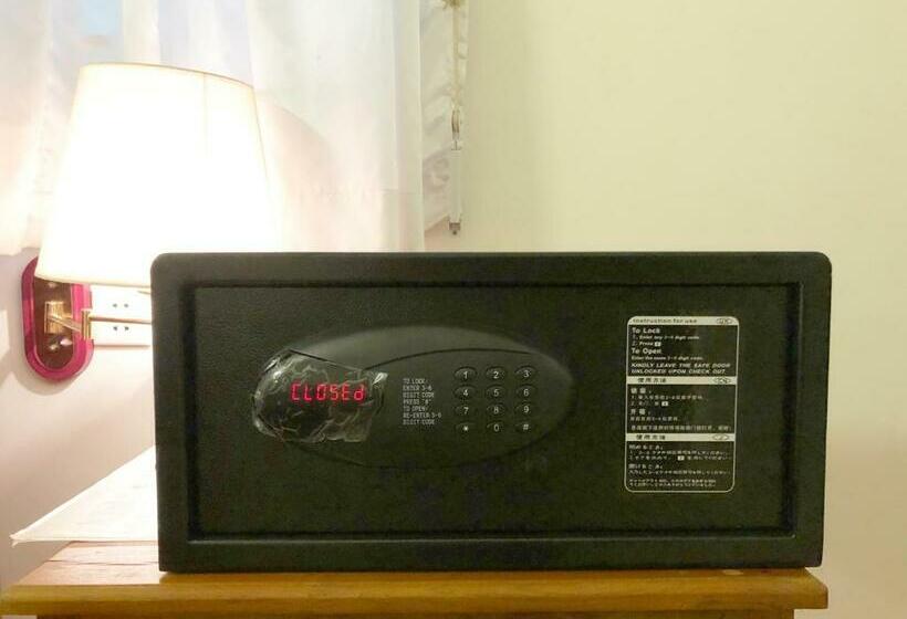 غرفة ديلوكس مزودة بشرفة, Blossoming Romduol Boutique