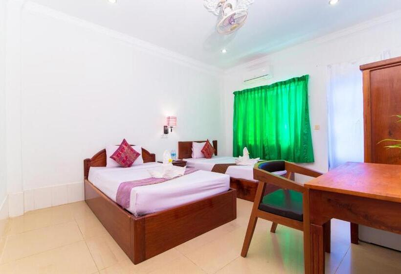 غرفة قياسية, Blossoming Romduol Boutique