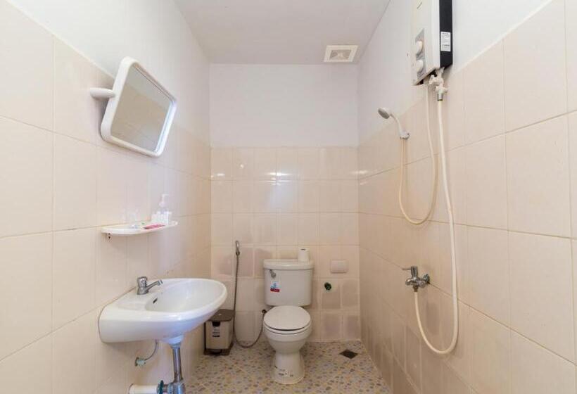 غرفة ديلوكس مزودة بشرفة, Blossoming Romduol Boutique