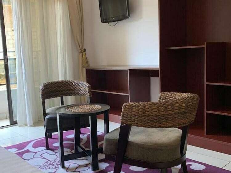 سوییت جونیور, Djibson Hotels