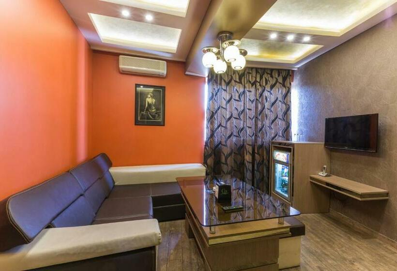 스위트, Green Palace