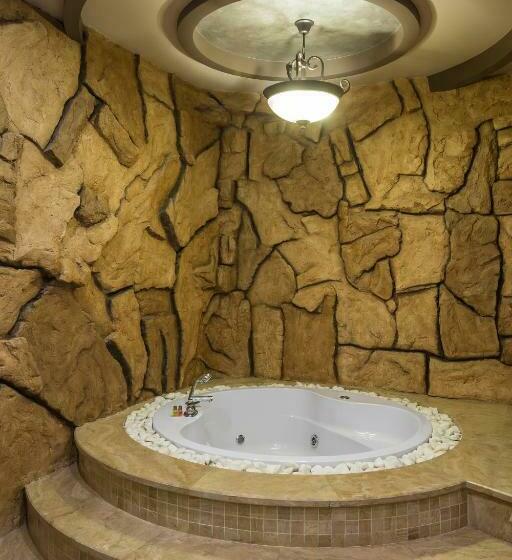 수피리어 스위트, Green Palace