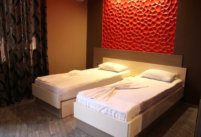 스위트, Green Palace