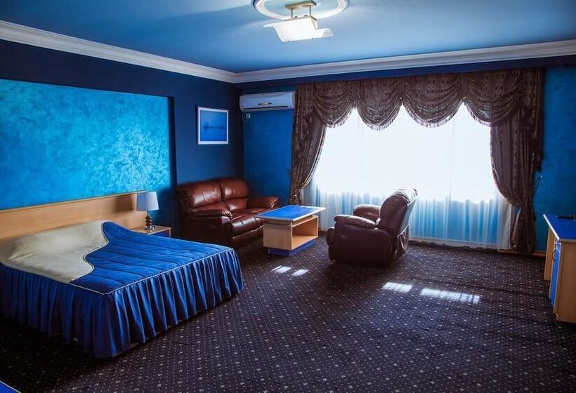 스탠다드 룸, Nor Dzoraberd