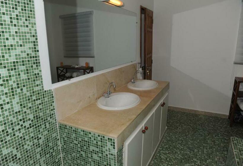 اتاق سوپریور, Residence Helios