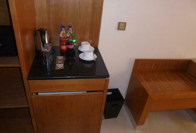 اتاق استاندارد, Saab Royale