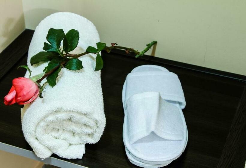 带共用浴室的标准房间, Mga Hostel & Tours