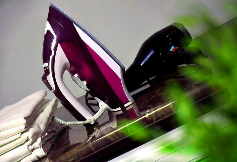 带共用浴室的标准房间, Mga Hostel & Tours