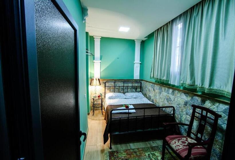 豪华房间, Mga Hostel & Tours