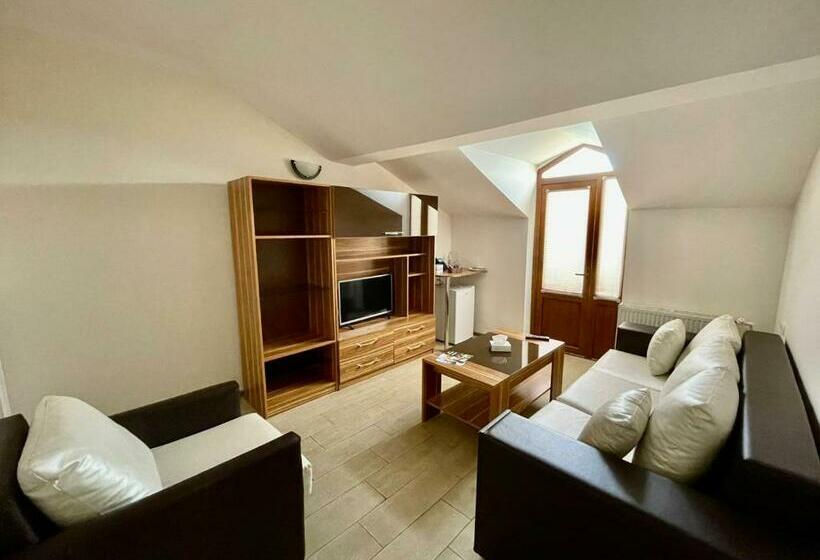 اتاق سوپریور, Noy Land Resort