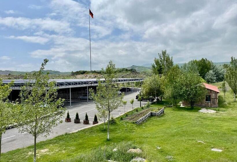 اتاق سوپریور, Noy Land Resort